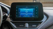 Protector de vidrio templado Pixsel en el monitor SUZUKI S-Cross - 8.7“ 2022 -
