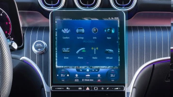 Protector de vidrio templado Pixsel en el monitor MERCEDES BENZ GLC-CLASS - 13.5“ 2023 -