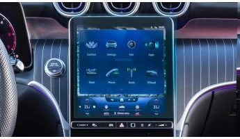 Protector de vidrio templado Pixsel en el monitor MERCEDES BENZ GLC-CLASS - 13.5“ 2023 -