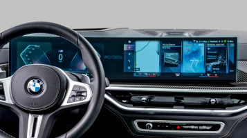 Protector de vidrio templado Pixsel en el panel de instrumentos BMW X7 - 30.1“ 2022 - (G07)