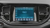Protector de vidrio templado Pixsel en el monitor DODGE DURANGO - 8.3“ 2021 -