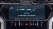 Protector de vidrio templado Pixsel en el monitor LAMBORGHINI URUS - 10.2“ 2018 - 2023