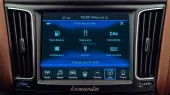 Protector de vidrio templado Pixsel en el monitor MASERATI LEVANTE - 8.2“ 2016 - 2020