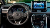Protector de vidrio templado Pixsel en el monitor TOYOTA RAV4 - 8“ 2021 - 2022