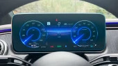 Protector de vidrio templado Pixsel en el panel de instrumentos MERCEDES BENZ EQE - 14.5“ 2022 -