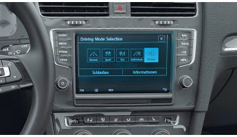 Protector de vidrio templado Pixsel en el monitor VOLKSWAGEN GOLF - 8“ 2013 - 2017