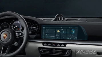 Protector de vidrio templado Pixsel en el monitor PORSCHE 911 - 13.5“ 2019 - 2024