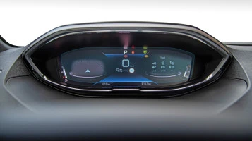 Protector de vidrio templado Pixsel en el panel de instrumentos PEUGEOT 3008 - 11.8“ 2021 - 2023