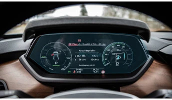 Protector de vidrio templado Pixsel en el panel de instrumentos AUDI E-TRON GT - 14.4“ 2021 - 2024