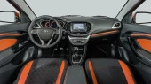 Protector de vidrio templado Pixsel en el monitor LADA VESTA - 6.8“ 2015 - 2022