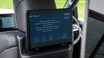 Protector de vidrio templado Pixsel para el monitor trasero TOYOTA LAND CRUISER 300 - 12.8“ 2021 - 2024