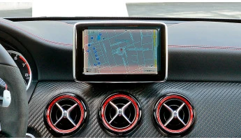 Protector de vidrio templado Pixsel en el monitor MERCEDES BENZ A-CLASS - 6.9“ 2013 - 2018