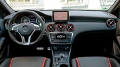 Protector de vidrio templado Pixsel en el monitor MERCEDES BENZ A-CLASS - 6.9“ 2013 - 2018