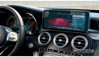 Protector de vidrio templado Pixsel en el monitor MERCEDES BENZ C-CLASS - 12.1“ 2018 - 2020