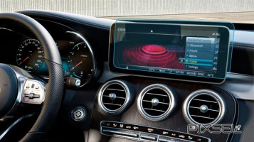 Protector de vidrio templado Pixsel en el monitor MERCEDES BENZ C-CLASS - 12.1“ 2018 - 2020