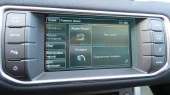 Protector de vidrio templado Pixsel en el monitor LAND ROVER RANGE ROVER EVOQUE - 7.6“ 2015 - 2018