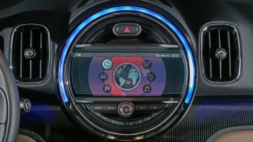 Protector de vidrio templado Pixsel en el monitor MINI COUNTRYMAN - 8.7“ 2017 - 2020