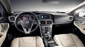 Protector de vidrio templado Pixsel en el monitor VOLVO V40 - 6.8“ 2012 - 2019