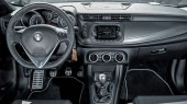 Protector de vidrio templado Pixsel en el monitor ALFA ROMEO GIULIETTA - 5“ 2016 - 2020