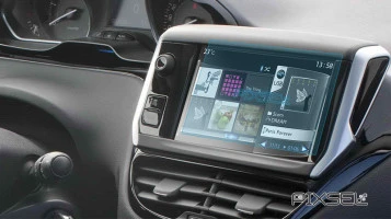 Protector de vidrio templado Pixsel en el monitor PEUGEOT 208 - 6.9“ 2017 - 2020