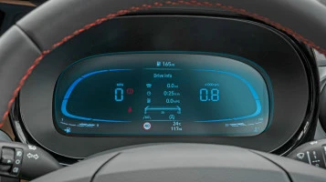 Protector de vidrio templado Pixsel en el panel de instrumentos HYUNDAI i10 - 11“ 2023 -