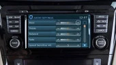 Protector de vidrio templado Pixsel en el monitor NISSAN ROGUE - 6.8“ 2017 - 2020