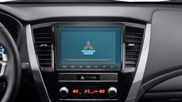 Protector de vidrio templado Pixsel en el monitor MITSUBISHI PAJERO SPORT - 9.5“ 2020 -