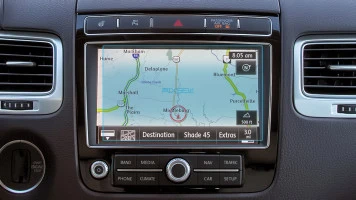 Protector de vidrio templado Pixsel en el monitor VOLKSWAGEN TOUAREG - 7.9“ 2010 - 2018