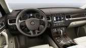 Protector de vidrio templado Pixsel en el monitor VOLKSWAGEN TOUAREG - 7.9“ 2010 - 2018