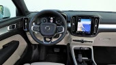 Protector de vidrio templado Pixsel en el monitor VOLVO XC40 - 8.9“ 2017 -