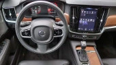 Protector de vidrio templado Pixsel en el monitor VOLVO V90 - 8.9“ 2017 -