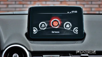 Protector de vidrio templado Pixsel en el monitor MAZDA CX-3 - 8.4“ 2015 - 2018