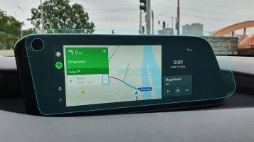 Protector de vidrio templado Pixsel en el monitor MAZDA 3 - 13“ 2019 - 2023