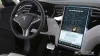 Protector de vidrio templado Pixsel en el monitor TESLA MODEL S - 16.8“ 2012 - 2015