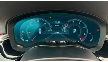 Protector de vidrio templado Pixsel en el panel de instrumentos BMW 5 / M5 - 14.3“ 2017 - 2020 (G30, G31, G38, F90)