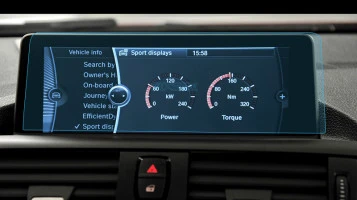 Protector de vidrio templado Pixsel en el monitor BMW 1 / M1 - 10.8“ 2015 - 2018 (F20, F21)
