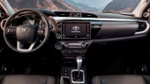 Protector de vidrio templado Pixsel en el monitor TOYOTA HILUX - 8“ 2020 - 2023