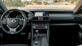 Protector de vidrio templado Pixsel en el monitor LEXUS IS - 10.6“ 2017 - 2020