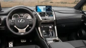 Protector de vidrio templado Pixsel en el monitor LEXUS NX - 11.3“ 2018 - 2021