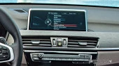 Protector de vidrio templado Pixsel en el monitor BMW X1 - 10.2“ 2015 - 2018 (F48)