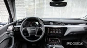 Protector de vidrio templado Pixsel en el panel de instrumentos AUDI E-TRON - 14.4“ 2018 - 2022