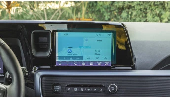 Protector de vidrio templado Pixsel en el monitor FORD TOURNEO / TRANSIT COURIER - 8.1“ 2023 -