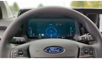 Protector de vidrio templado Pixsel en el panel de instrumentos FORD TOURNEO / TRANSIT COURIER - 12.5“ 2023 -