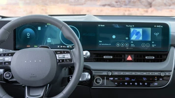 Protector de vidrio templado Pixsel en el monitor HYUNDAI IONIQ 5 - 27.4“ 2024 -