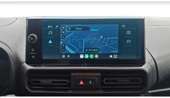 Protector de vidrio templado Pixsel en el monitor FIAT DOBLO - 11.1“ 2024 -