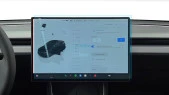 Protector de vidrio templado Pixsel en el monitor TESLA MODEL Y - 16.5“ 2025 -