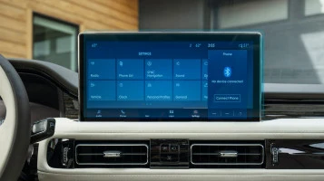 Protector de vidrio templado Pixsel en el monitor LINCOLN NAUTILUS - 14.3“ 2021 - 2023