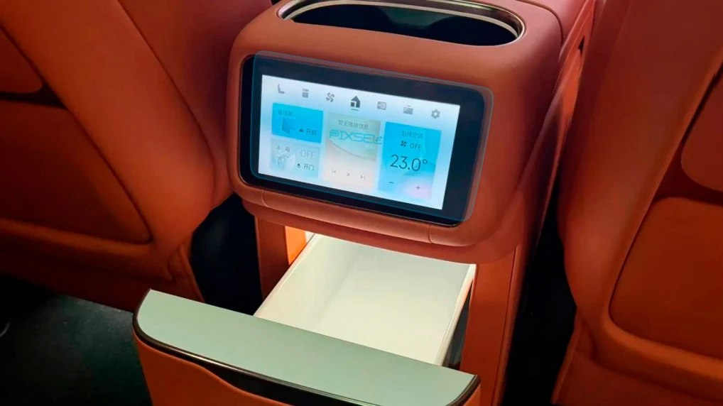 Protector de vidrio templado Pixsel para el control del clima trasero LINK & CO 900 - 7.3“ 2025 -