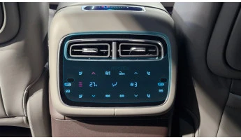 Protector de vidrio templado Pixsel para el control del clima trasero DENZA N8L - 9.3“ 2025 -