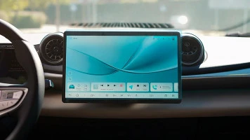 Protector de vidrio templado Pixsel en el monitor BYD DOLPHIN - 13.5“ 2025 -